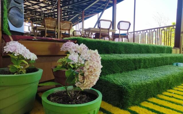 Mudras Grove Resort