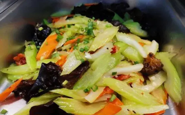 Tata Holiday Hotel Apartment