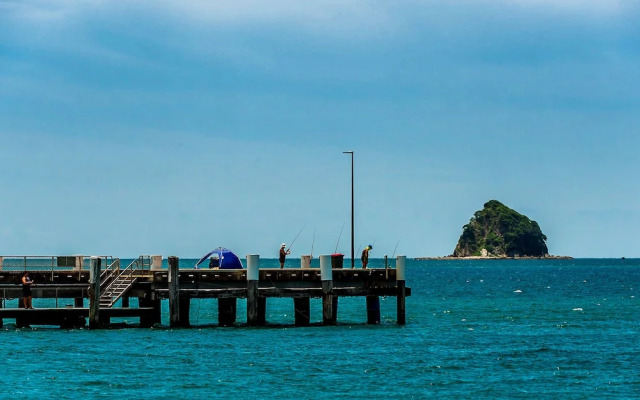 Luxury Apartment at Sea Temple Palm Cove 2 Bed 2 Bath