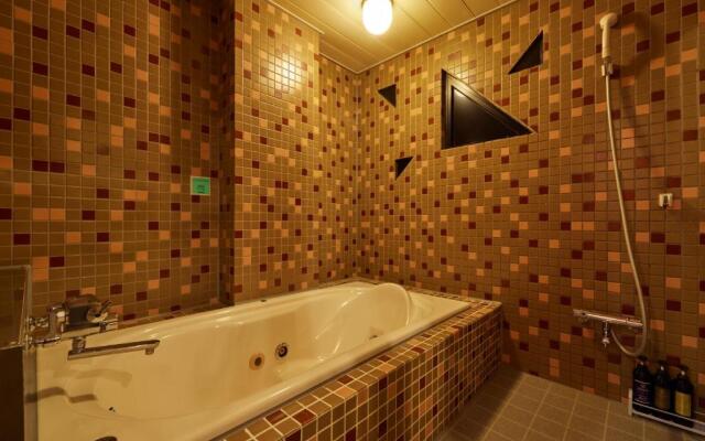Hotel Coco Club Azumino (Love Hotel)
