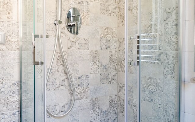 FCO Luxury Apartments