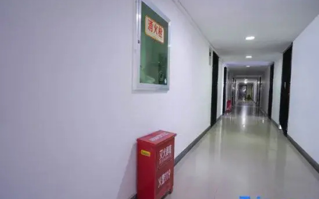 Xi'an Yuejia Apartment Hotel (Xi'an Railway Station)