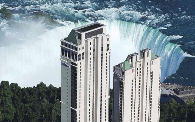 Hilton Niagara Falls/Fallsview Hotel & Suites