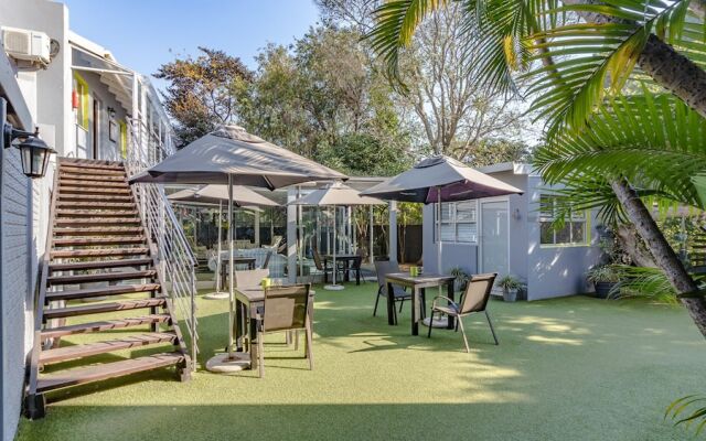Silver Oaks Boutique Hotel