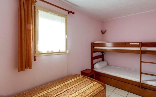 Appartement Esquièze-Sère, 3 Pièces, 7 Personnes - Fr-1-402-1