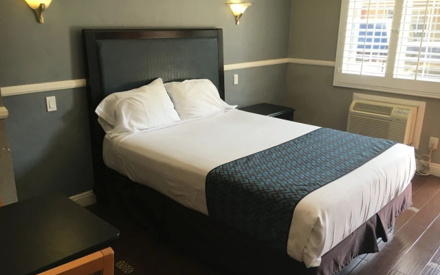 Hotel Salina Long Beach