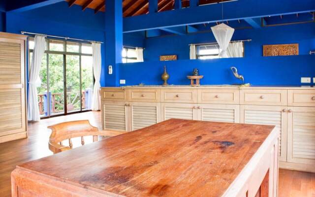 3 Bedroom Seaview Villa Leila