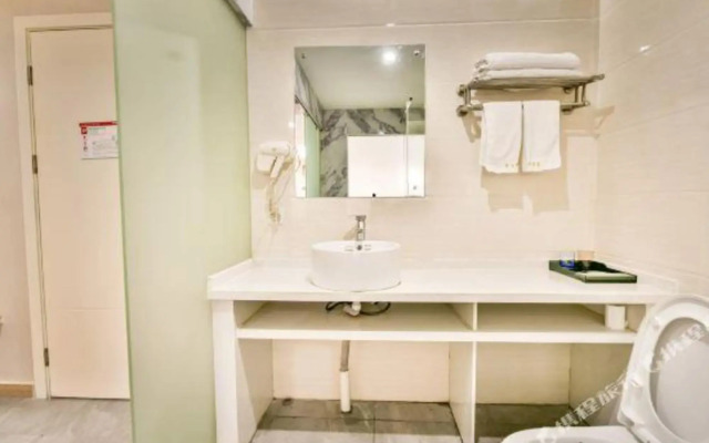 Fanbo Hotel