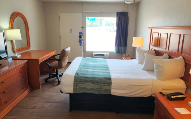 Days Inn by Wyndham Hardeeville Near Hilton Head