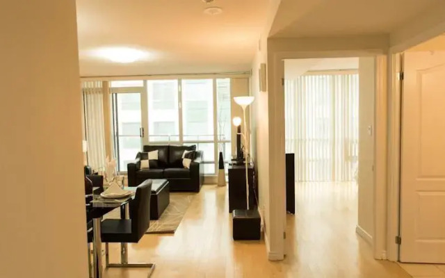 Red Maple Suites - Toronto