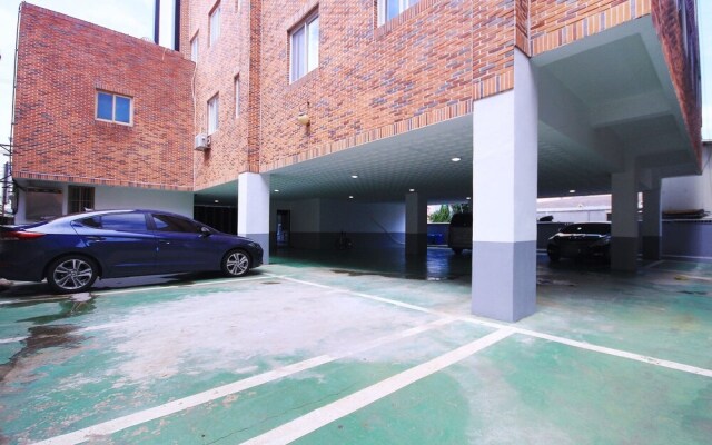 Gumi Wonpyeong-dong Hotel Khan