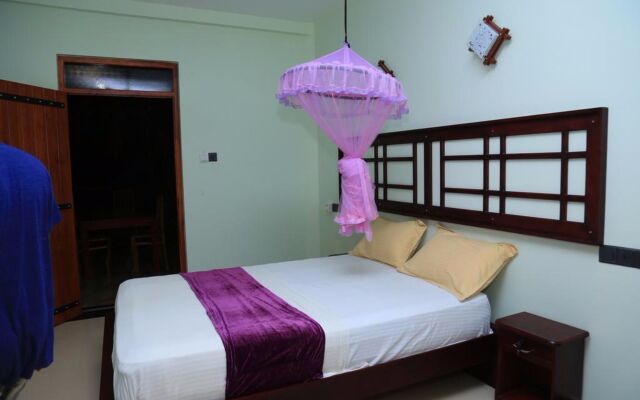 Yala River Face Inn