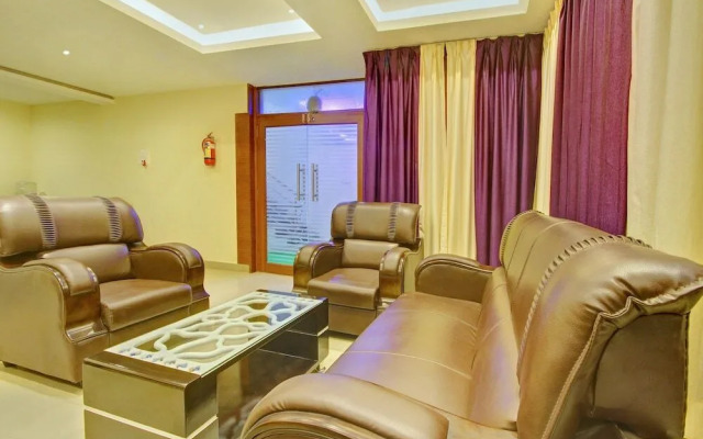 SVS Luxury Rooms by OYO Rooms