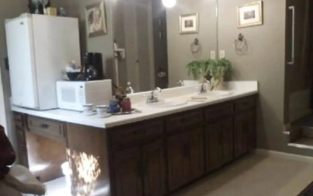 The Commodore Bed and Breakfast