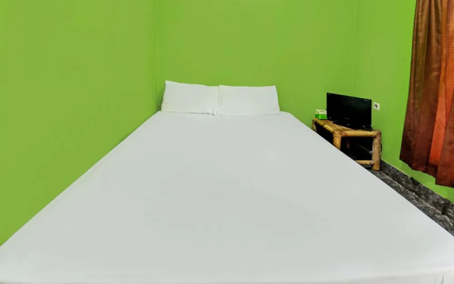Hotel O Ashooy HomestayNearWisata Desa sedau – Guest Rooms – Suranadi