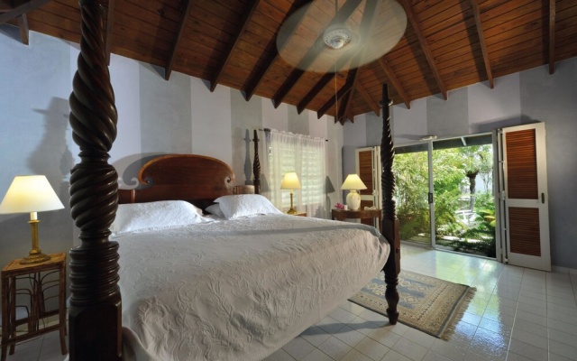 Ideal for Families, Gated Community Near Beaches, AC, Free Wifi, Concierge, Pool! — фото 5