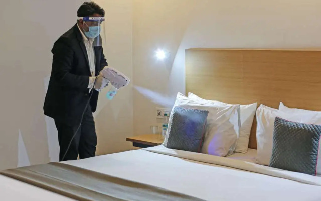 OYO TOWNHOUSE 77014 Sector 132