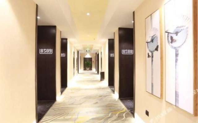 Zhouzhi Yibo Hotel