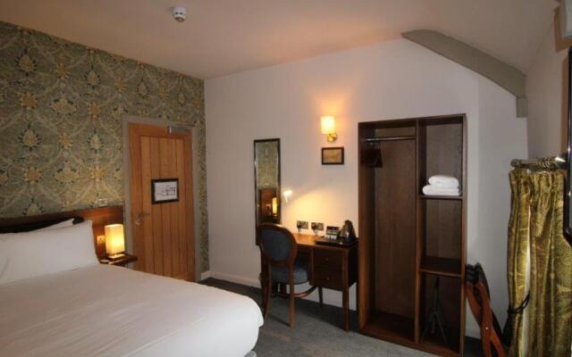 rooms @ the dolau inn