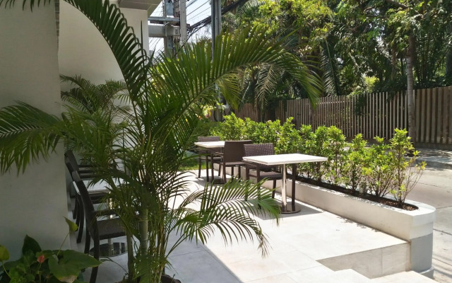 Le Tada Residence