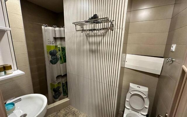 5 Rooms near 300 Aragveli metro station