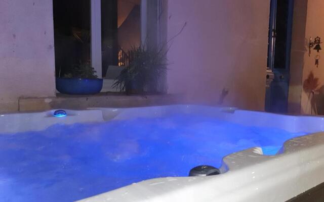 MAISON La BOHEME spa & jacuzzi