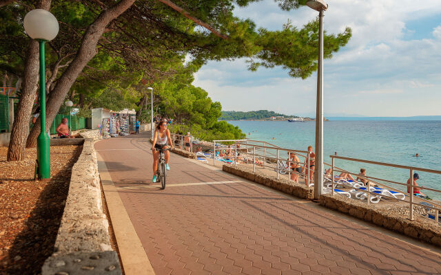 Sunny Makarska by Valamar