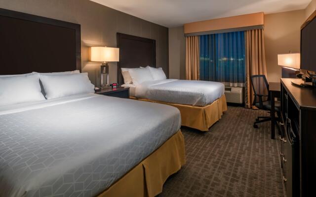 Holiday Inn Express Hotel & Suites Hays by IHG