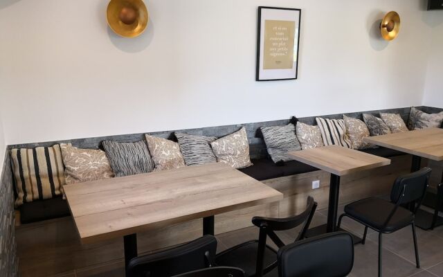 Hotel The Originals Annecy Nord (ex P'tit-Dej Hotel)