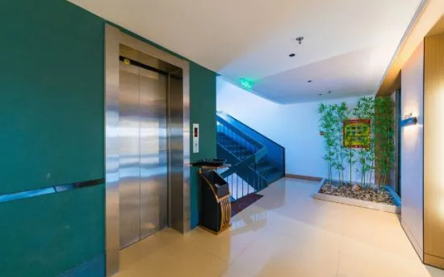 Shengjia Hotel (Huanghua People's Park Xinyulou Shopping Center Branch)