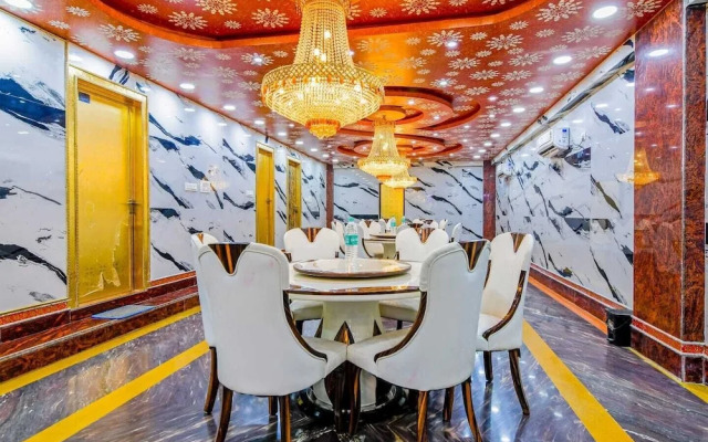 Hotel Rahi Crown by Stays Easy