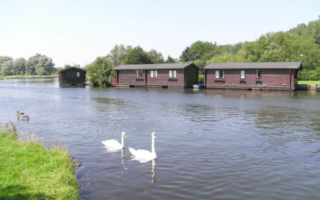 Wayford Bridge Inn