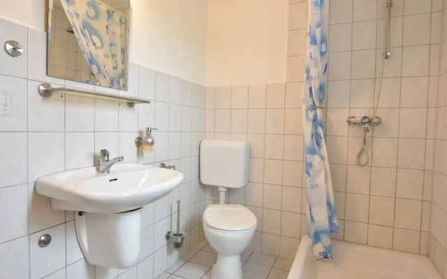 Comfortable Apartment in Steffenshagen with Garden