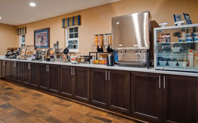 Best Western University Lodge