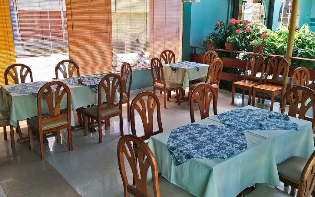 La Posada de Lobo Hotel & Suites