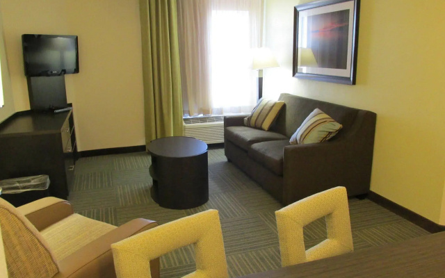 Candlewood Suites Greenville by IHG
