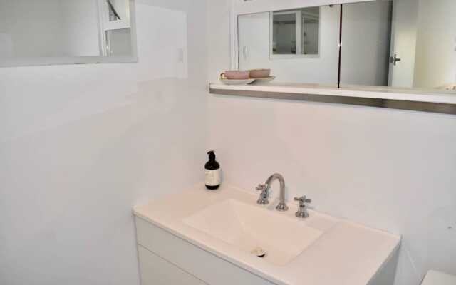 Charming 1 Bedroom Apartment in Leafy Green Hawthorn