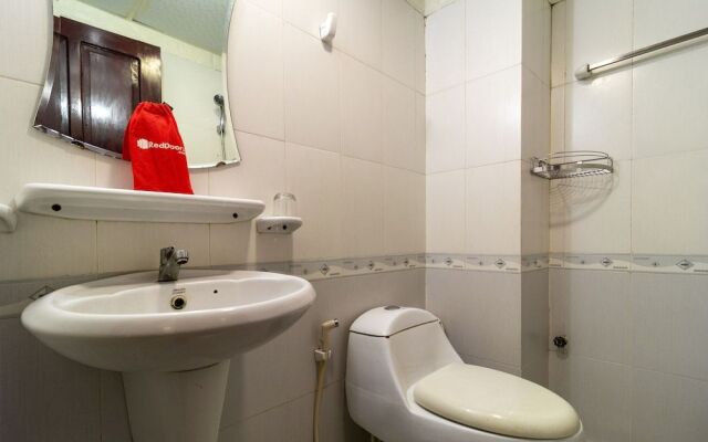 Reddoorz @ Cu Xa Bac Hai