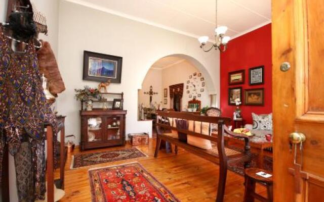 Nostalgia Self Catering Guesthouse