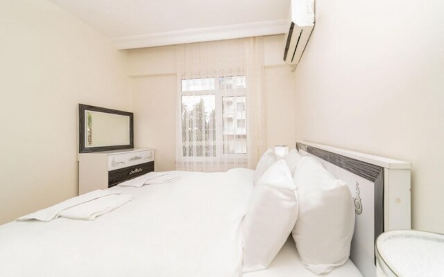 Cozy Apartment Near Mermerli Beach in Muratpasa