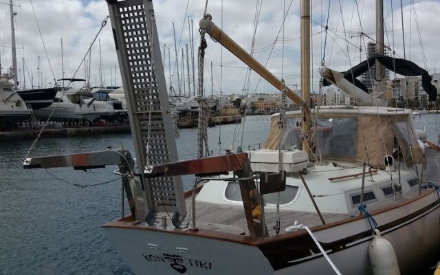 Valletta Grand Harbor Sailing Boat