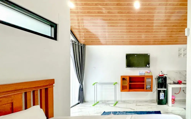 Diyanis Glamping Sekipan Tawangmangu Mitra RedDoorz