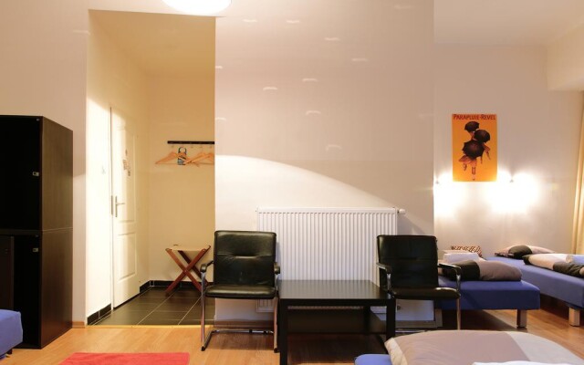 Maverick Hostel & Ensuites