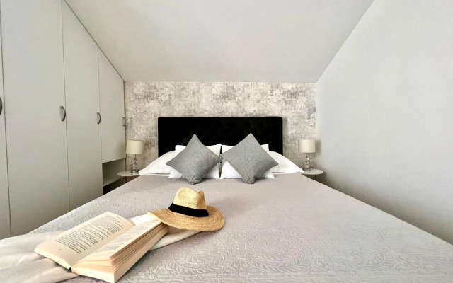 Apartments Pera