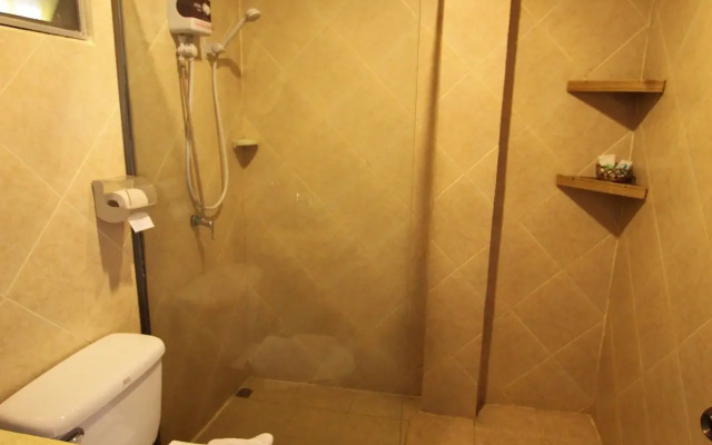 Phumanee Lahu Home Hotel