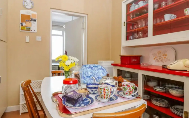 Bay View Apartment