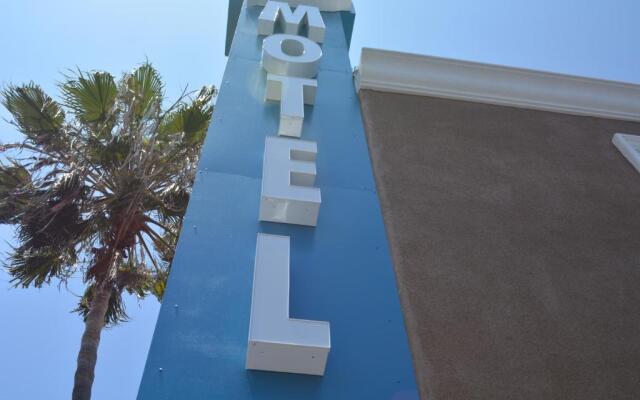 Seaside Motel