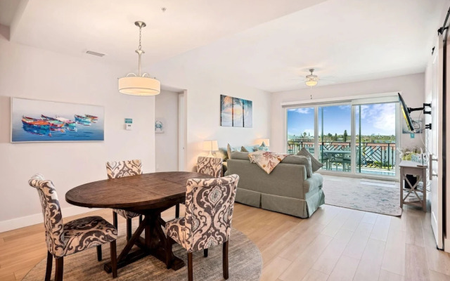 The Harbor Condo 503 - Premier