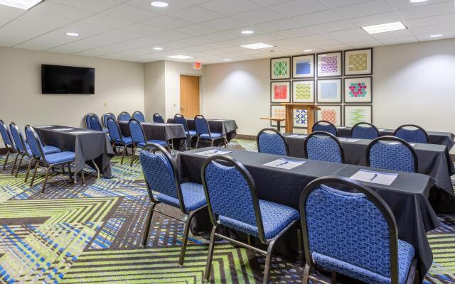 Holiday Inn Express & Suites - O'Fallon /Shiloh by IHG