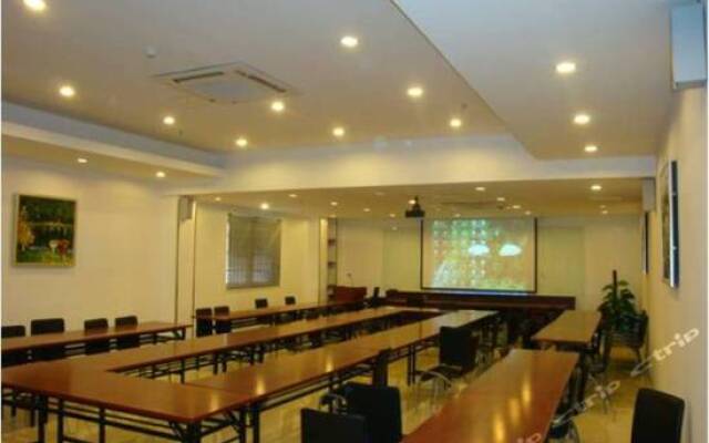 Hanting Hotel Guangzhou Panfu